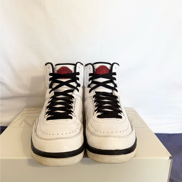 AUTHENTIC Jordan 2 Retro OG Chicago size 12 DX2454-105 2022 PRE-OWNED OG BOX - Picture 8 of 9